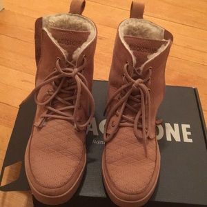 Winter booties cafe au lait 8